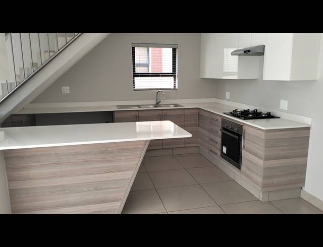 3 BEDROOM DUPLEX FOR SALE IN EQUESTRIA